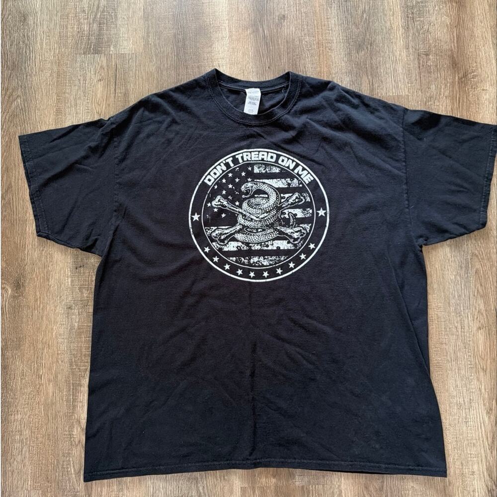 Gildan Sz 2XL Don't Tread On Me T Shirt Rattlesnake Skull American Flag Graphic